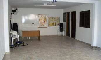 Imagem 2: Casa de 4 Dormitórios na Avenida Afonso Mariano Fagundes