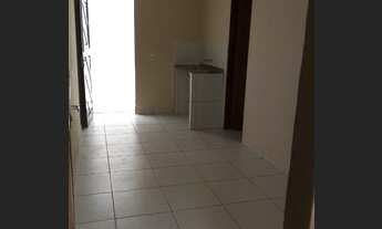 Imagem 3: Alugo kitnet no Planalto 1/4 R$380 com garagem não pagar água