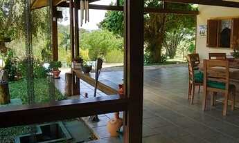 Imagem 6: Chácara medindo 7 hectares, casa principal com 2 quartos, casa de caseiro, curral e haras