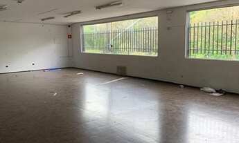 Imagem 7: Sobre-loja para aluguel possui 250 metros quadrados com 2salas