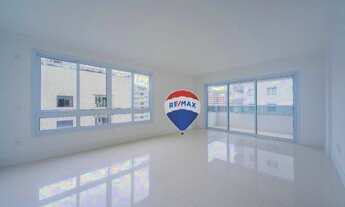 Imagem: Apartamento com 4 dormitórios sendo 3 suites