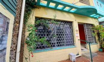 Imagem: Casa de 8 Dormitórios na Rua Santa Cruz