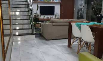 Imagem 2: Ampla Casa de 180m², 2 pav, 3 suítes, 2 vgs - CA0070