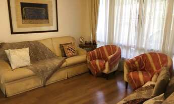 Imagem: Casa de 4 Dormitórios na Avenida Odila