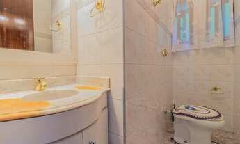 Imagem 7: Casa de 3 Dormitórios na Rua Dona Vitória Speers