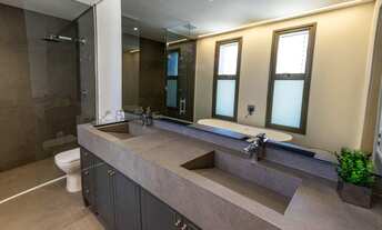 Imagem 4: Apartamento de 4 Dormitórios na Rua Itapeti