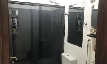 Imagem 7: Lindo sobrado com 2 dormitórios e sacada. Garagem para 5 carros