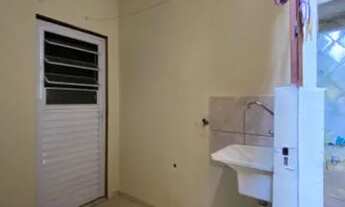 Imagem 3: Casa 3 cômodos, banheiro e área de serviço