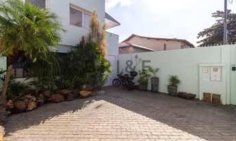 Imagem 2: CASA À VENDA NO CAXINGUI, 6 DORMITÓRIOS, 2 SALAS, 3 VAGAS, RESIDENCIAL OU COMERCIAL