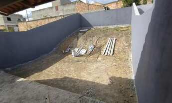 Imagem 3: Casa Duplex para Venda em Betim, Vila Verde, 2 dormitórios, 1 banheiro, 4 vagas