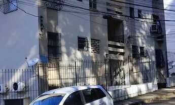 Imagem 2: Alugo Conjunto Santa Madalena Apto 302, 2/4 Bloco 75, primeiro bloco, inicio da ladeira