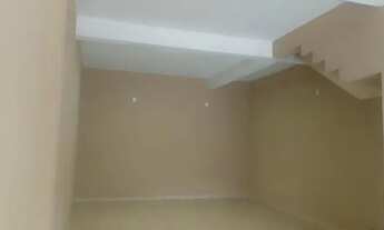 Imagem 7: Sobrado em Osasco, bairro Jardim das Flores, espaçoso, 340m², 3 quartos, 1 suíte, 4 vagas