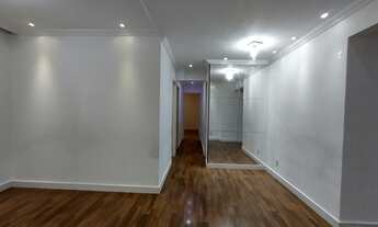 Imagem 3: Apartamento para aluguel possui 74 m² com 3 quartos em Jardim Tupanci - Barueri - SP