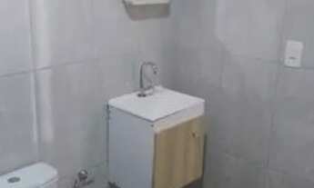 Imagem 5: Alugo apartamento nos ingleses R1.400,00/mês com água e luz inclusos. (2quartos