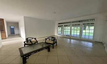 Imagem 2: EXCELENTE CASA COM EXUBERANTE ÁREA VERDE NO CONDOMÍNIO ENCONTRO DAS ÁGUAS, EM LAURO DE FRE