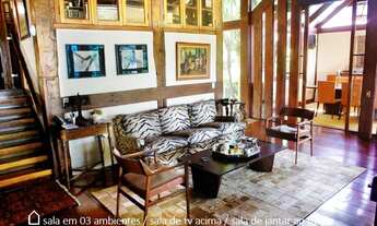 Imagem 7: Mansão de arquitetura sofisticada 4 quartos com jardim e piscina em Cosme Velho a Venda