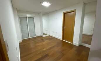 Imagem 5: Apartamento para aluguel tem 217 metros quadrados com 4 quartos