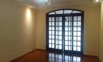 Imagem 3: Sobrado em Osasco, bairro Jardim das Flores, espaçoso, 340m², 3 quartos, 1 suíte, 4 vagas