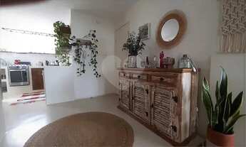 Imagem 6: Com carinha de casa, espaçoso e aconchegante, apenas uma quadra da futura estação do metrô