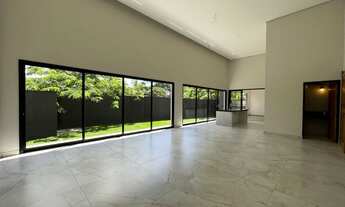 Imagem 4: Casa Nova com 3 Suítes no Condomínio Ouroville