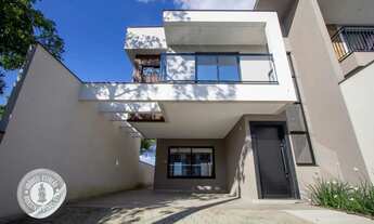 Imagem 2: VENDA - Sobrado com 3 Suítes e com piscina no bairro Velha em Blumenau!