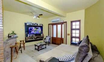 Imagem: Casa à venda com 3 dormitórios, 1 suíte