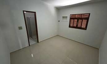 Imagem 5: Aluga casa Candelária com 5 quartos 3 vagas de garagem