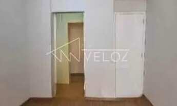 Imagem: Apartamento - / Residencial / Glória