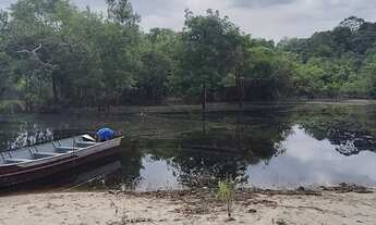 Imagem 3: Atravessa a marina do Davi.comunidade abelha