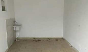 Imagem 4: Casa para Locação em Curitiba, Novo Mundo, 1 dormitório, 1 banheiro, 1 vaga