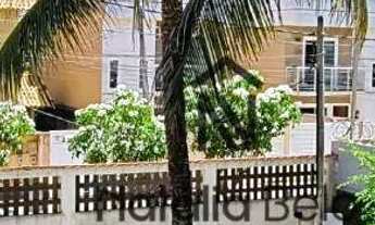 Imagem 7: Casa em terreno inteiro com piscinano Ouro Verde