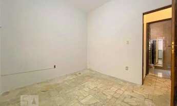 Imagem 2: Apartamento de sala, corredor, banheiro amplos,1 quarto espaçoso , cozinha e área