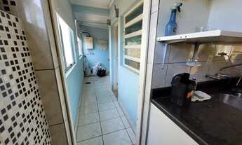 Imagem 4: Apartamento no Bairro Petrópolis com 3 dormitórios sendo 1 suíte e 2 vagas separadas