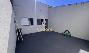 Imagem 6: Casa à venda no Jardim Holanda com 2/4 e jardim de inverno na sala