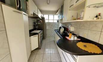 Imagem 2: Apartamento no Bairro Petrópolis com 3 dormitórios sendo 1 suíte e 2 vagas separadas