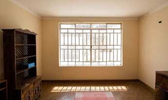 Imagem 2: Casa de 3 Dormitórios na Rua Teodoro de Beaurepaire