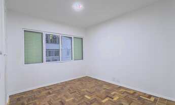 Imagem 7: Apartamento de 2 Dormitórios na Rua Peixoto Gomide