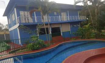 Imagem: Sobrado para venda tem 1300 metros quadrados