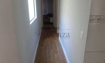 Imagem 6: Casa / Padrão - Jardim Altos de Santana II - Venda - Residencial