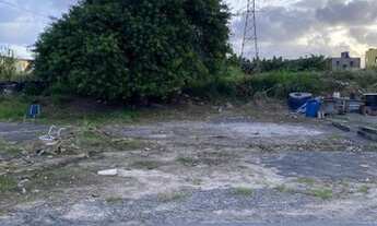 Imagem 3: Vendo Terreno Comercial 10x20 200m2 na Região do Paralela Park, na Rua Principal<br&gt