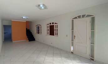 Imagem 2: Casa de 3 Dormitórios na Rua Francisco Gomes da Silva Prado