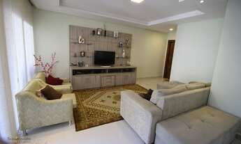 Imagem 3: Sobrado Alto Padrão para Venda em Pinheirinho Curitiba-PR