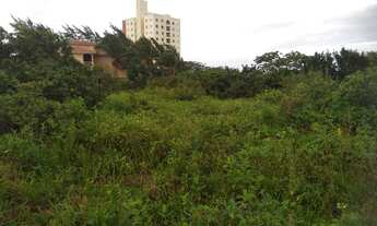 Imagem 3: Lote/Terreno para venda possui 2700 metros quadrados