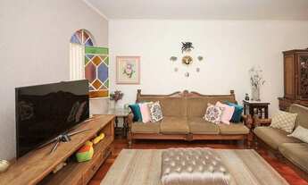 Imagem: Casa de 3 Dormitórios na Rua Passos Ourique