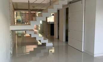 Imagem 3: Casa para venda possui 200 metros quadrados com 4 quartos em Glória - Macaé - RJ