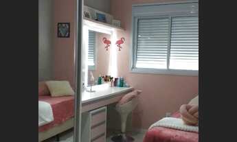 Imagem 7: Amplo apartamento de três dormitórios com suíte semi mobiliado em Barreiros