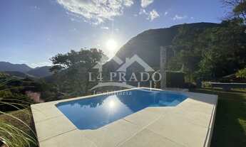 Imagem 3: Linda casa para venda em Correas, Petrópolis/RJ, com vista de cinema e 3 suítes