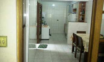 Imagem 7: Casa de 2 Dormitórios na Avenida Ramalho Ortigão