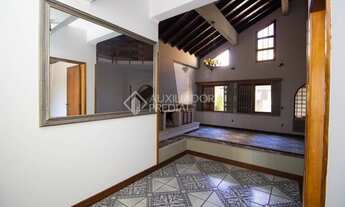 Imagem 2: PORTO ALEGRE - Casa Padrão - Aberta dos Morros