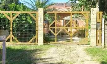 Imagem 2: 2 CASAS NO MESMO PATIO EM BELEM NOVO. 4 DORMITORIOS. 2 BANHEIROS, GARAGEM COBERTA